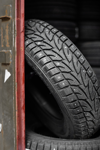 фото протектора и шины Ice Blazer WST1 Шина Sailun Ice Blazer WST1 245/75 R16 111S