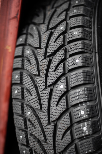 фото протектора и шины Ice Blazer WST1 Шина Sailun Ice Blazer WST1 245/75 R16 111S